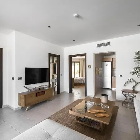 Porto Karras Private Rental, Nilie Hospitality Mgmt Apartment